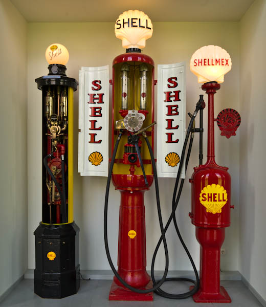 Louwman Museum a cathedral of automobilia